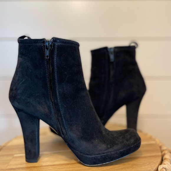 Pedro Garcia Black Suede Ankle Boots - Picture 5 of 6